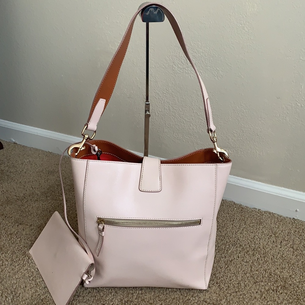 Dooney and bourke - Picture 4 of 15